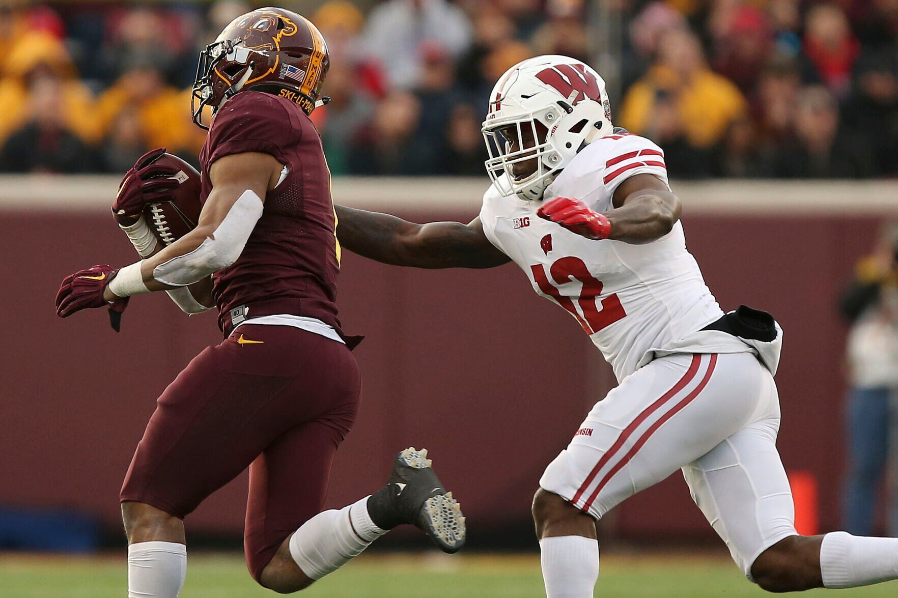 Wisconsin Minnesota Football